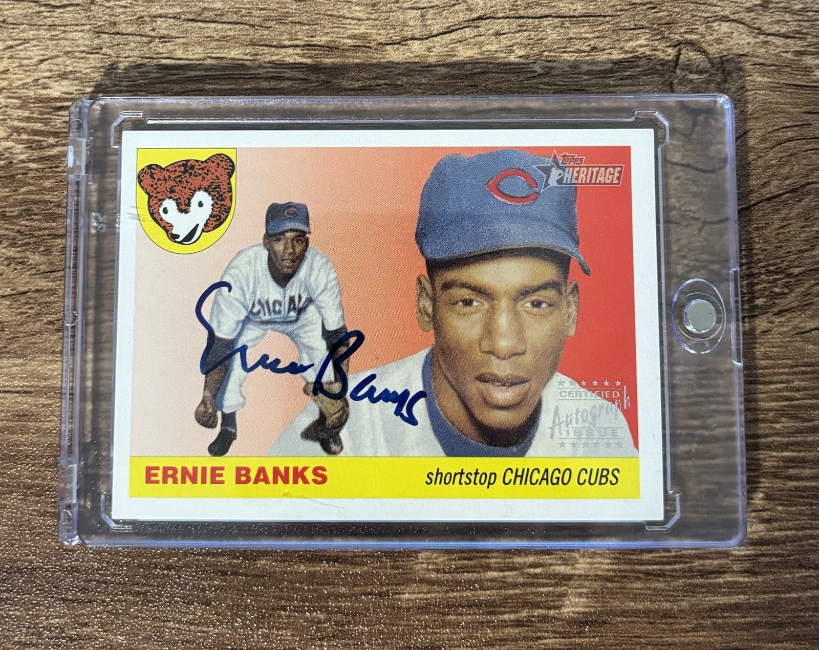 2004 Topps Heritage Ernie Banks Real One Auto #RO-EB