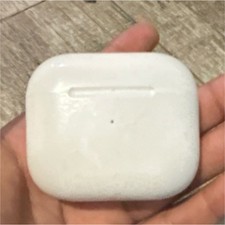 Apple AirPods Pro Wireless Bluetooth Earbuds White with Charging Case