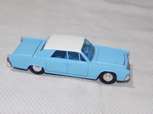 Dinky Toys 170 Lincoln Continental Car Made England Vintage BLUE
