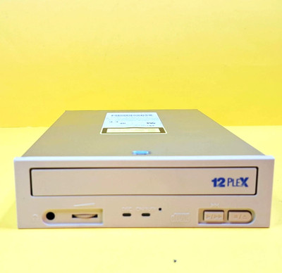  POWERS ON BUT DEFECTIVE PLEXTOR PX-12TSi INTERNAL 5.25'' CD-ROM DRIVE 12x SCSI 