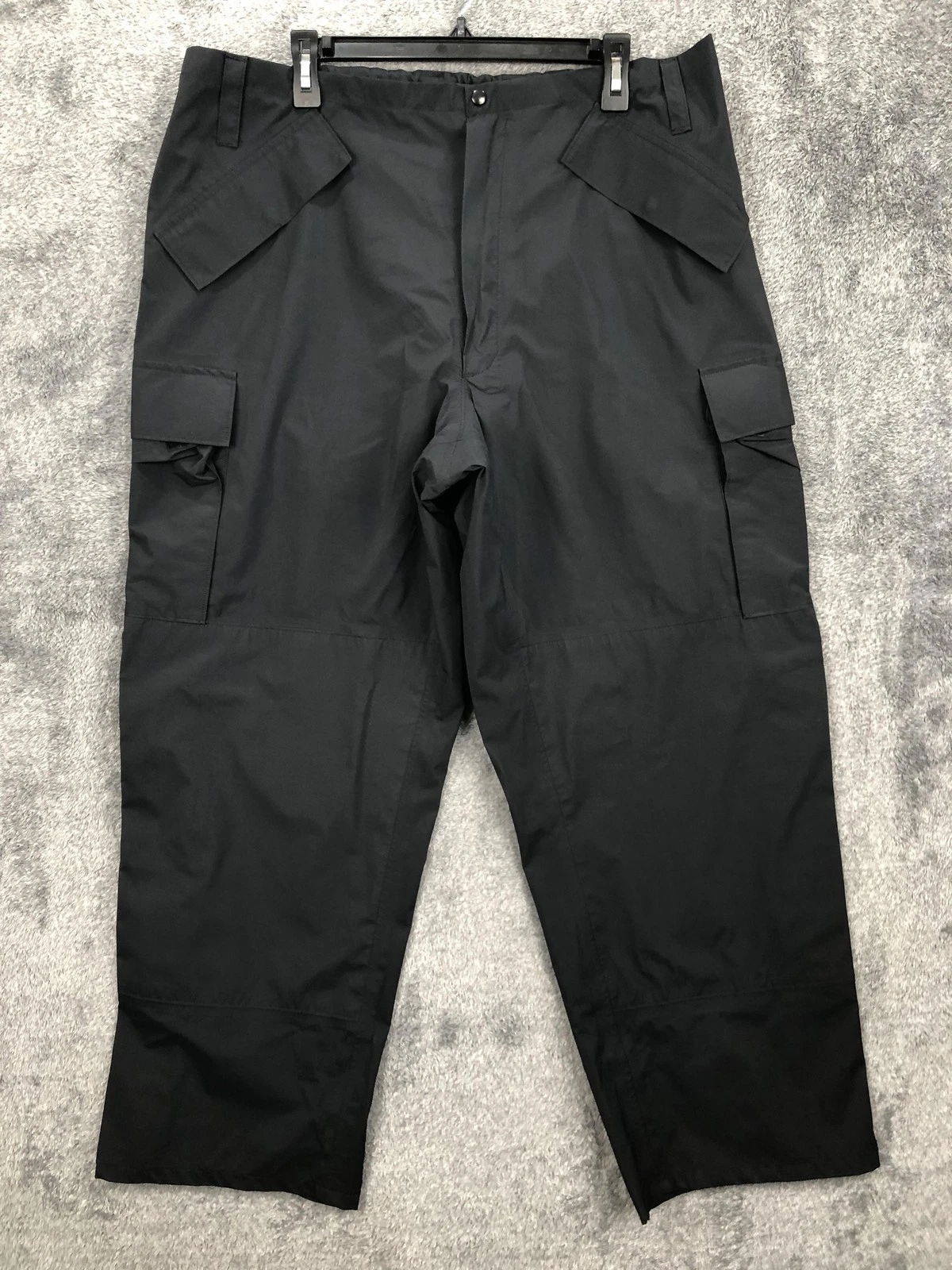 Forum GORE-TEX Rain Pants Mens Large Black Waterproof Hiking Cargo Zip Pockets
Opens in a new window