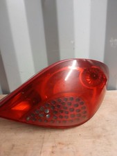 2006 PUEGEOT 207 3 DOOR HATCHBACK O/S DRIVERS REAR LIGHT