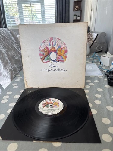 Queen A Night At The Opera 1975 UK First Press Embossed Vinyl BLAIRS VG/VG+