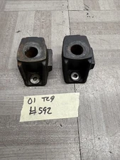 92-95 Civic 94-01 Integra Subframe Crossmember Engine Cradle Collars Spacer Oem