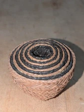 VTG Pine Needle Graduated Nesting Baskets Small 2 3/4" To 1" Black Brown 10 pcs