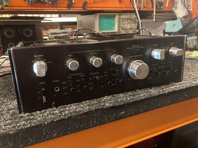 SANSUI AU-7900 AMPLIFIER