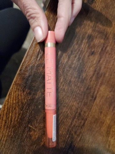 L'Oreal Paris Le Matte Velvety Full Coverage Lip Color #104
