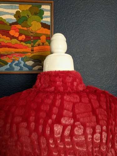 Adrienne Landau Red Faux Fur Ultra Soft Jacket Coat Sz 2X Extra Large PLUS SIZE - Picture 8 of 12