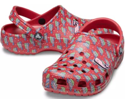 Vineyard Vines X Crocs Clogs Holiday SZ M 8 W 10 Christmas 208034 Red Tree Crocs Shoes Size M 8 W 10 Classic Vineyard Vines Clogs  main image 2