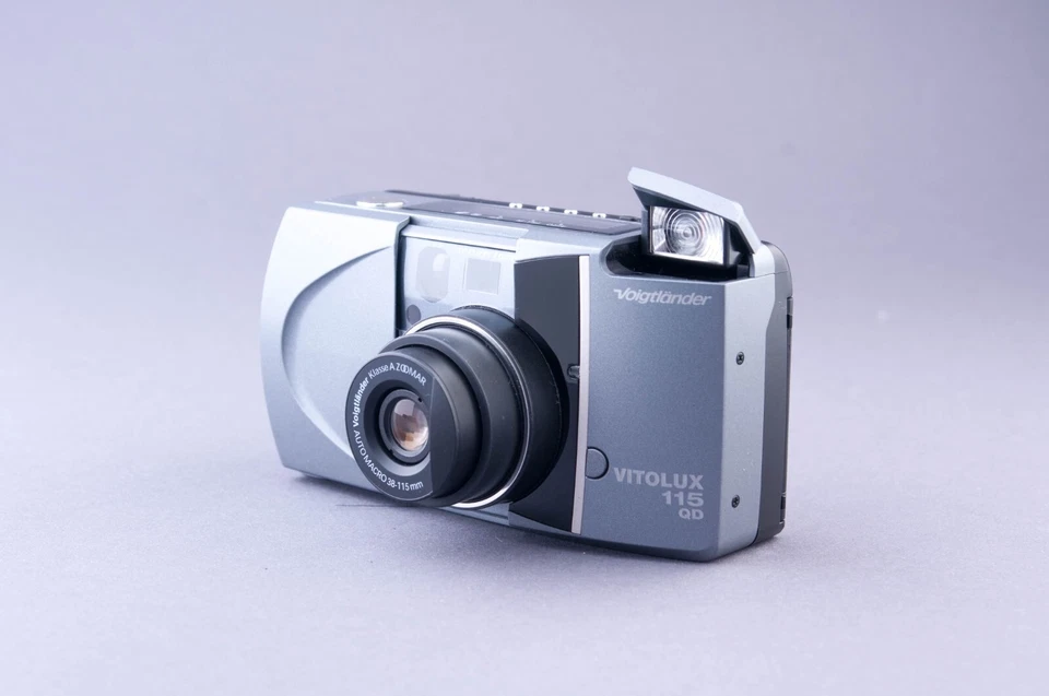 Cámara fotográfica apuntar y disparar Voigtlander Vitolux 115 QD 35 mm Foto 3 de 4