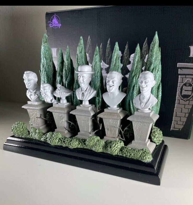 Disney Parks Exclusive Haunted Mansion Singing Busts Figure Light