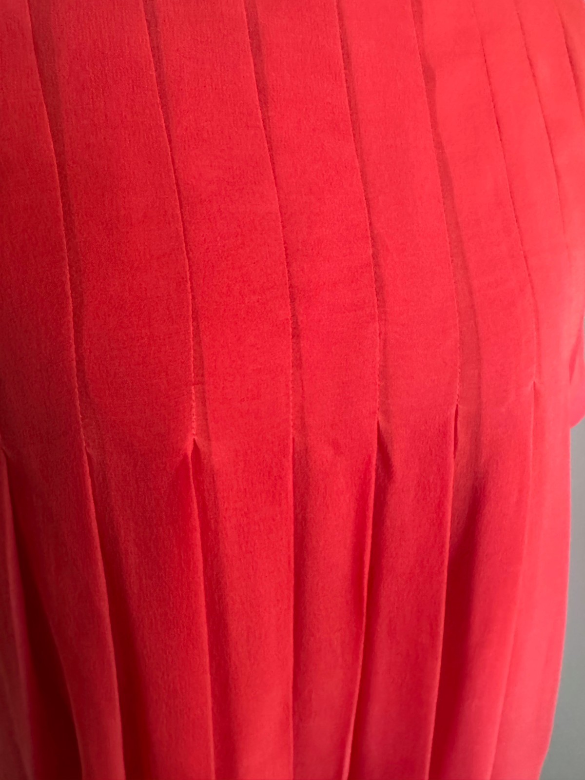 Toast Ladies Blouse Top 14 Silk Red Christmas Pleated Smart