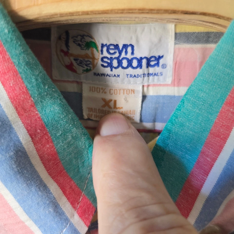 Reyn Spooner Hawaiian Traditions Mens XL Striped Short Sleeve Button Up Shirt - Image 4 of 4