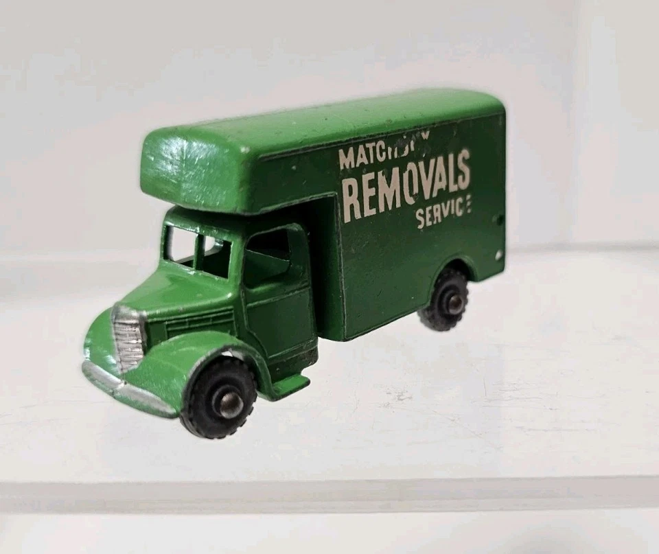 1957 Lesney 17-a Bedford Van Matchbox Removals Service, Green - VG+ - Image 2 of 4