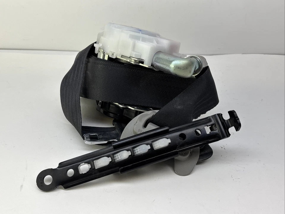 2006-2011 Lexus GS350 GS300 GS430 Right Front Seat Belt Retractor Black - Imagem 3 de 4