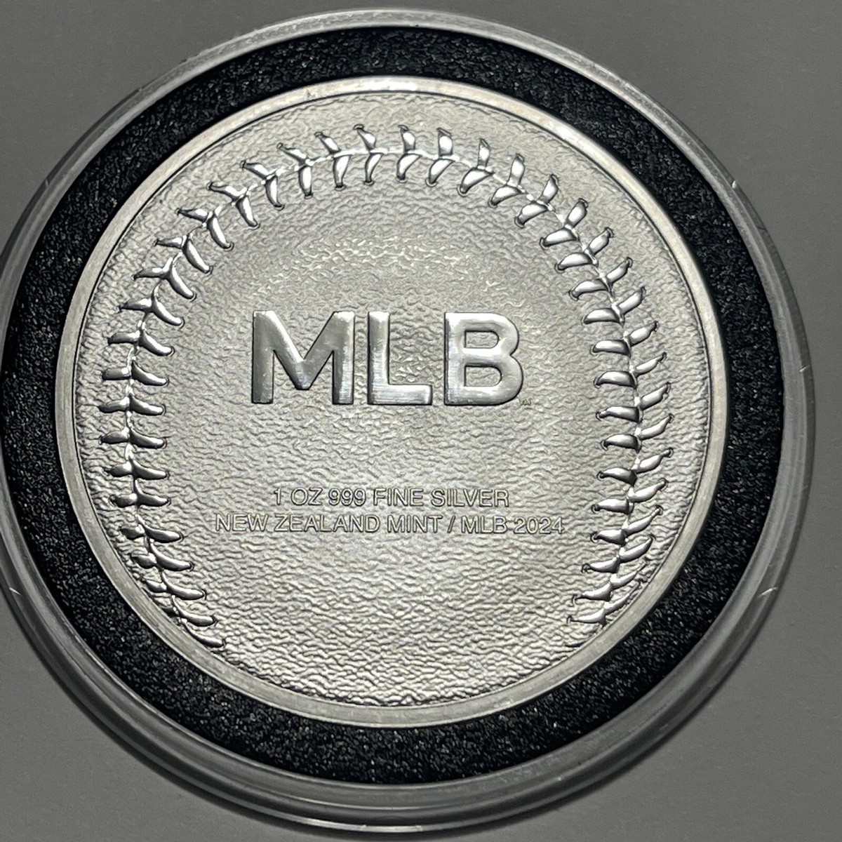 Major League Baseball MLB Collector Coin 1 Troy Oz .999 Fine