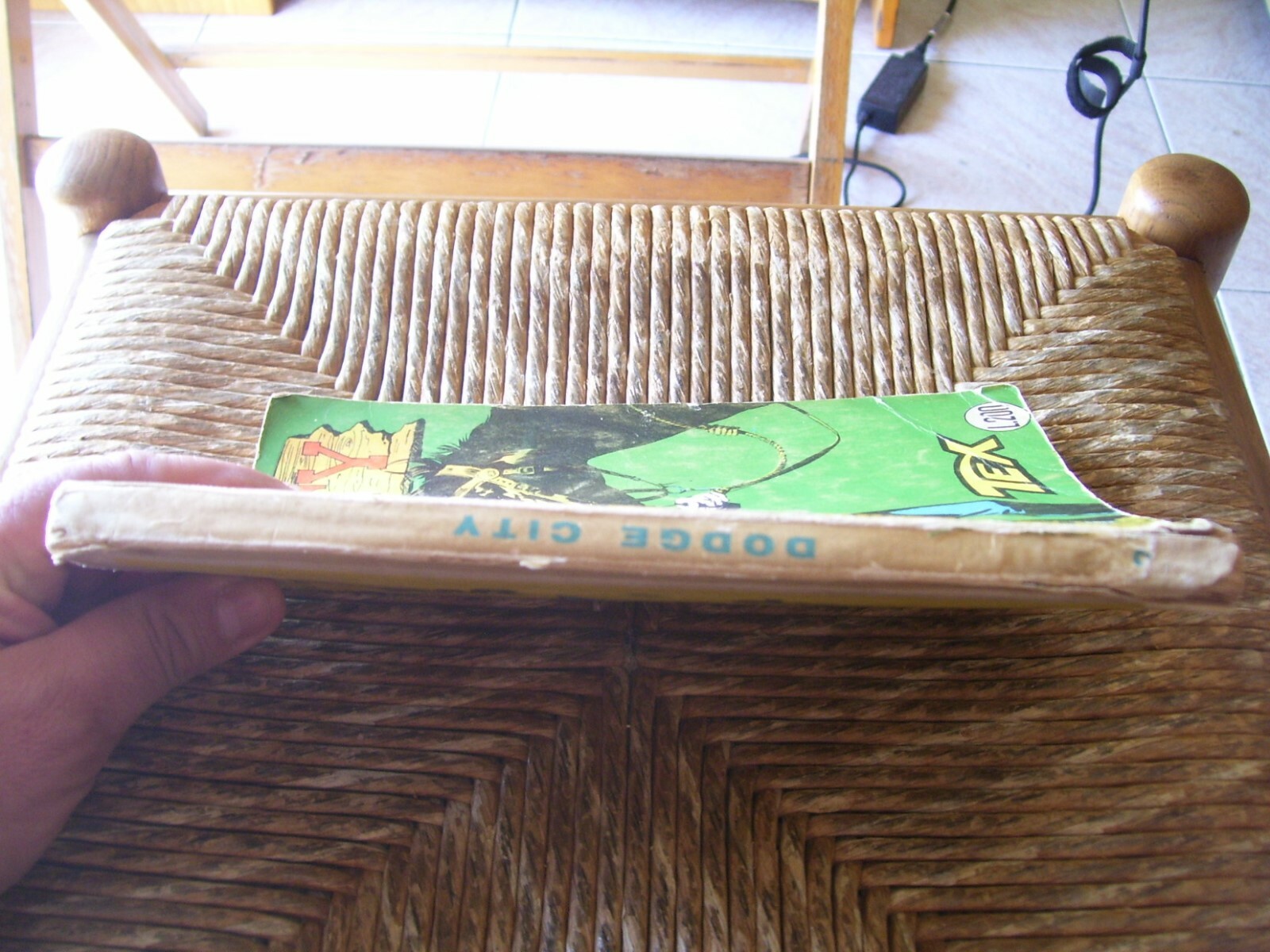 Picture 3 of 8