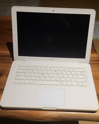 Apple MacBook A1342 13.3