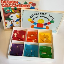 Vintage Discovery Toys Design Discoveries 1986 Montessori Shape Pattern Game