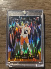 2024 Panini Select - Concourse Bo Nix #30 Black & Orange Shock Prizm (RC)