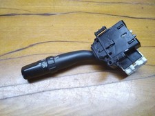 Toyota Avensis Limousine T25 Warnblinkrelais 173650 173794 36568595