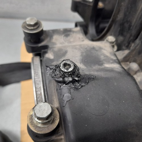 zylinderkopf r. 2413503 BMW SERIE 3 TOURING E46 330D 2000