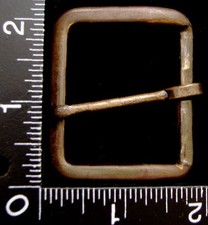 LL12105 VINTAGE  RECTANGULAR CUT-OUT SHAPE  BRASSTONE TONGUE TYPE BELT BUCKLE