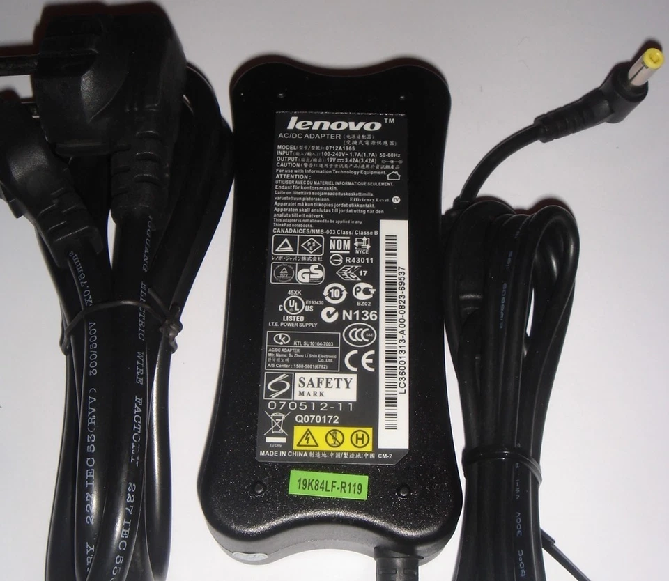 Alimentation D'ORIGINE Lenovo IdeaPad Y550 Y650 U110 U350 G230 G430 G530 Y650 - Photo 1/1
