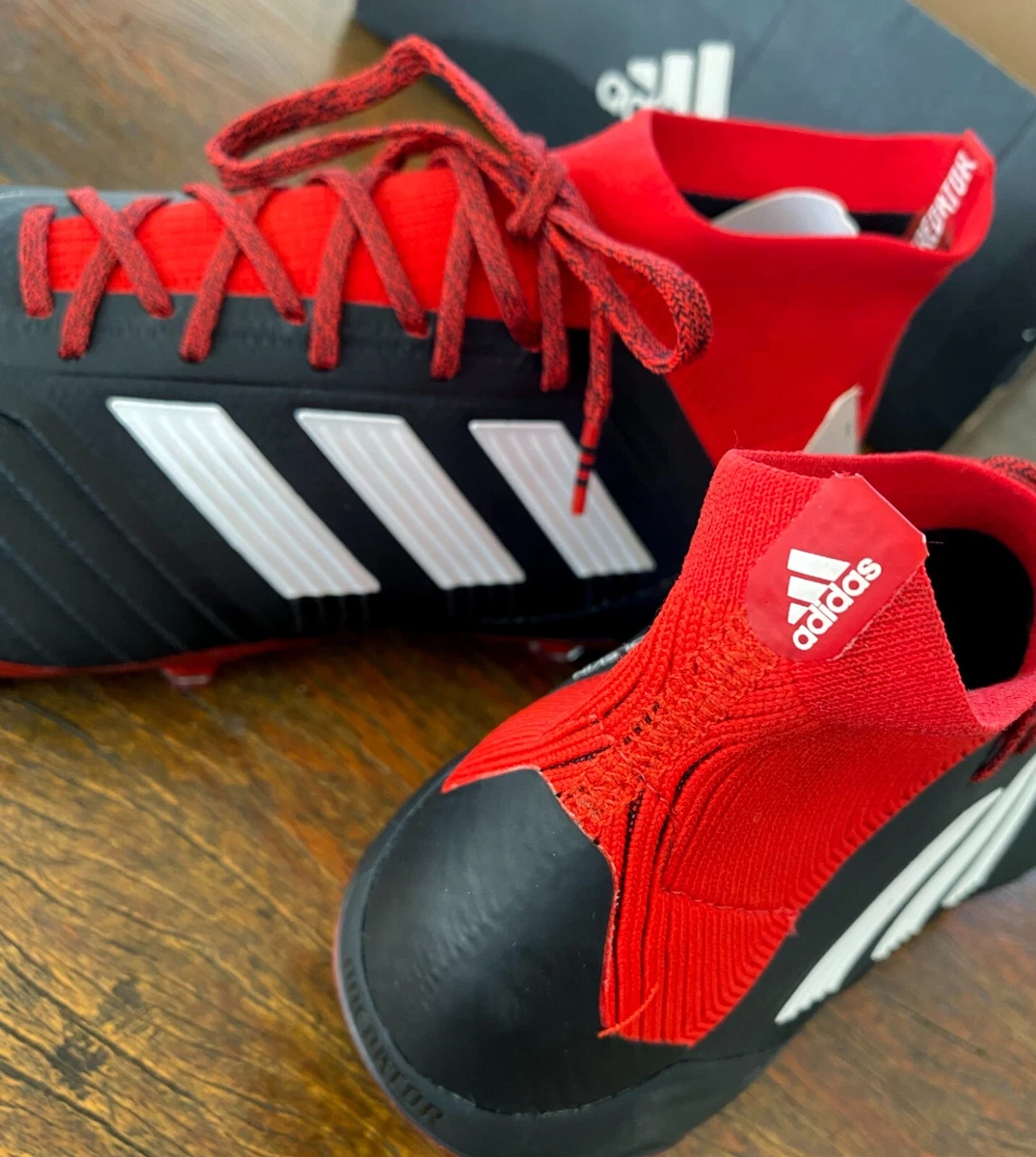 Adidas predator top 18.1 black red