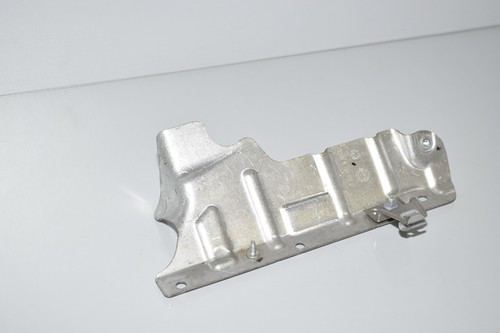 BMW G30 520i G20 G31 G32 G01 G02 Heat Shield 8684919 2439730 - Picture 4 of 5
