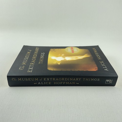 Museum of Extraordinary Things by Alice Hoffman Paperback Book 2014 Tracked Post - Picture 4 of 12