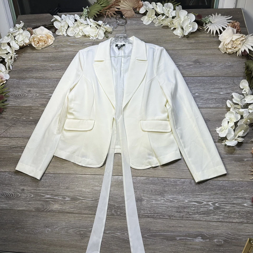 Chaqueta Blazer Vintage Talla Mediana Marfil Corbata Frente Abierto Mujer Estudio Años 40 Foto 4 de 4