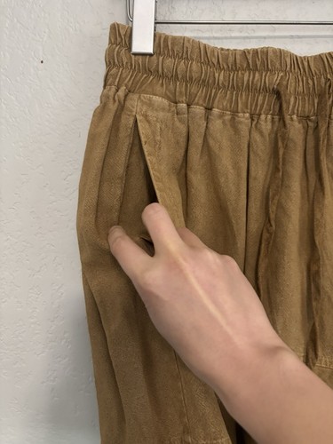 NWT Free People Need to Escape Linen Lagenlook Tan Bermuda Shorts Sz XS - Picture 5 of 7