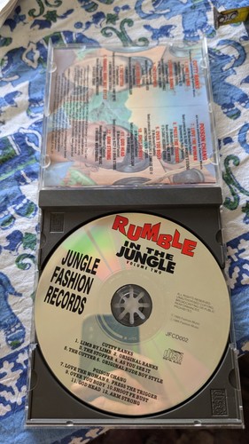 Rumble in the Jungle Vol.2 von Poison Chang Vs. Cutty Ranks | CD | Zustand gut - Bild 3 von 3