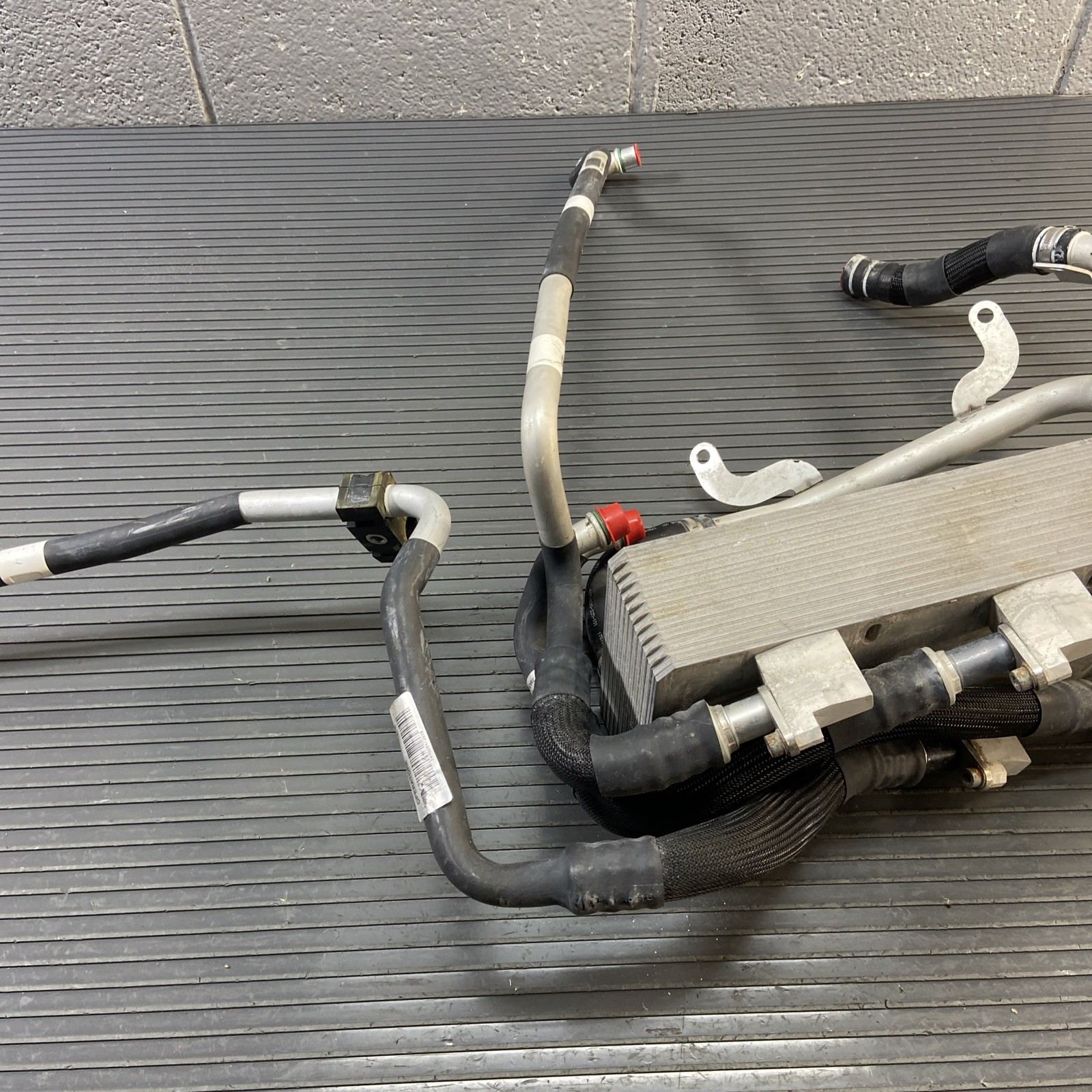 2018-2020 Ferrari Portofino F164 2.9L RWD Transmission Oil Cooler 326420 OEM