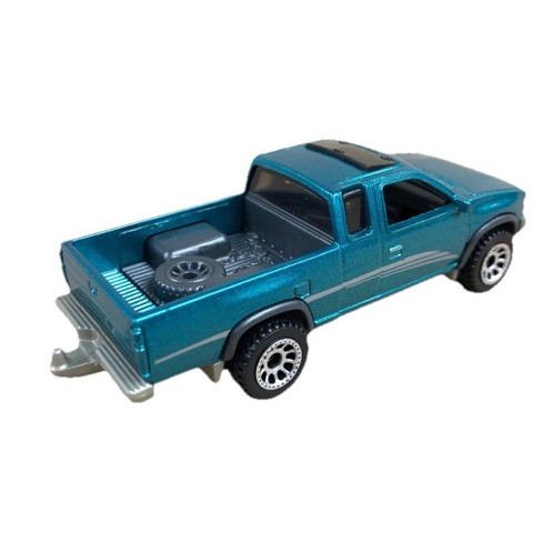 Matchbox ’95 Nissan Hardbody D21 Blue Metal Truck Diecast 2025 Mattel New - Afbeelding 7 van 12