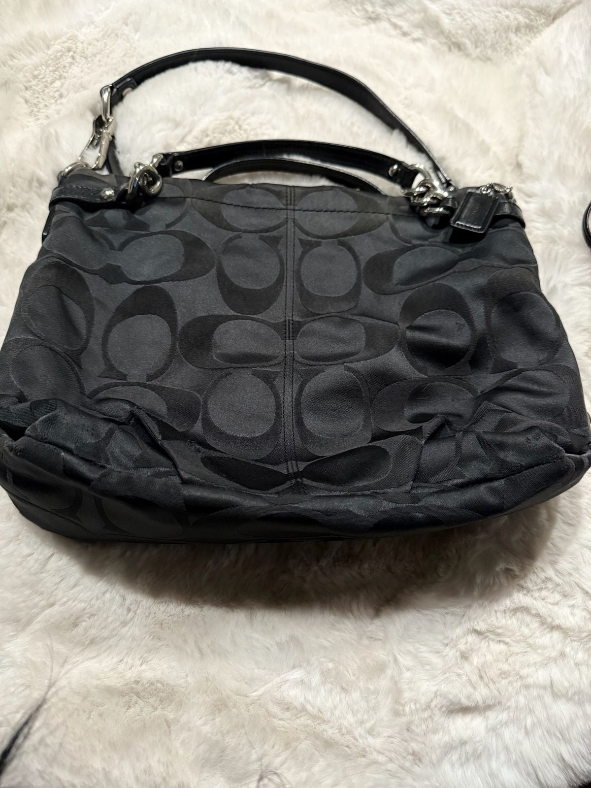 Coach Signature Black Canvas Hobo Shoulder Bag - Gem