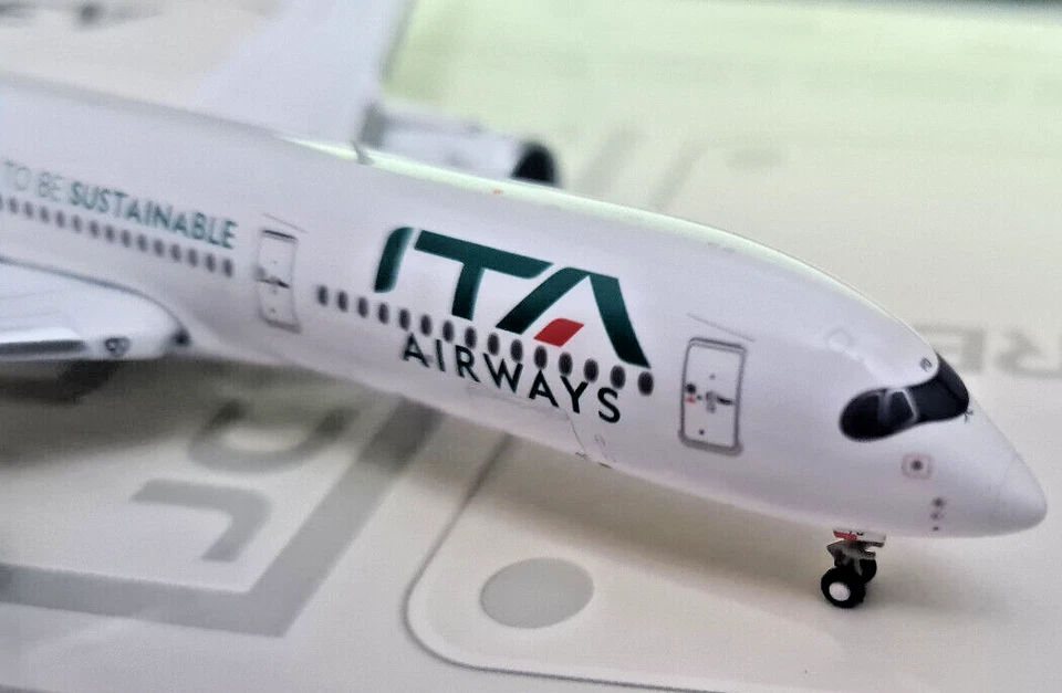 ITA Airways Airbus A350-900 EI-IFD Born to be Sustenible Scala 1:400 Die Cast JC - Immagine 3 di 4