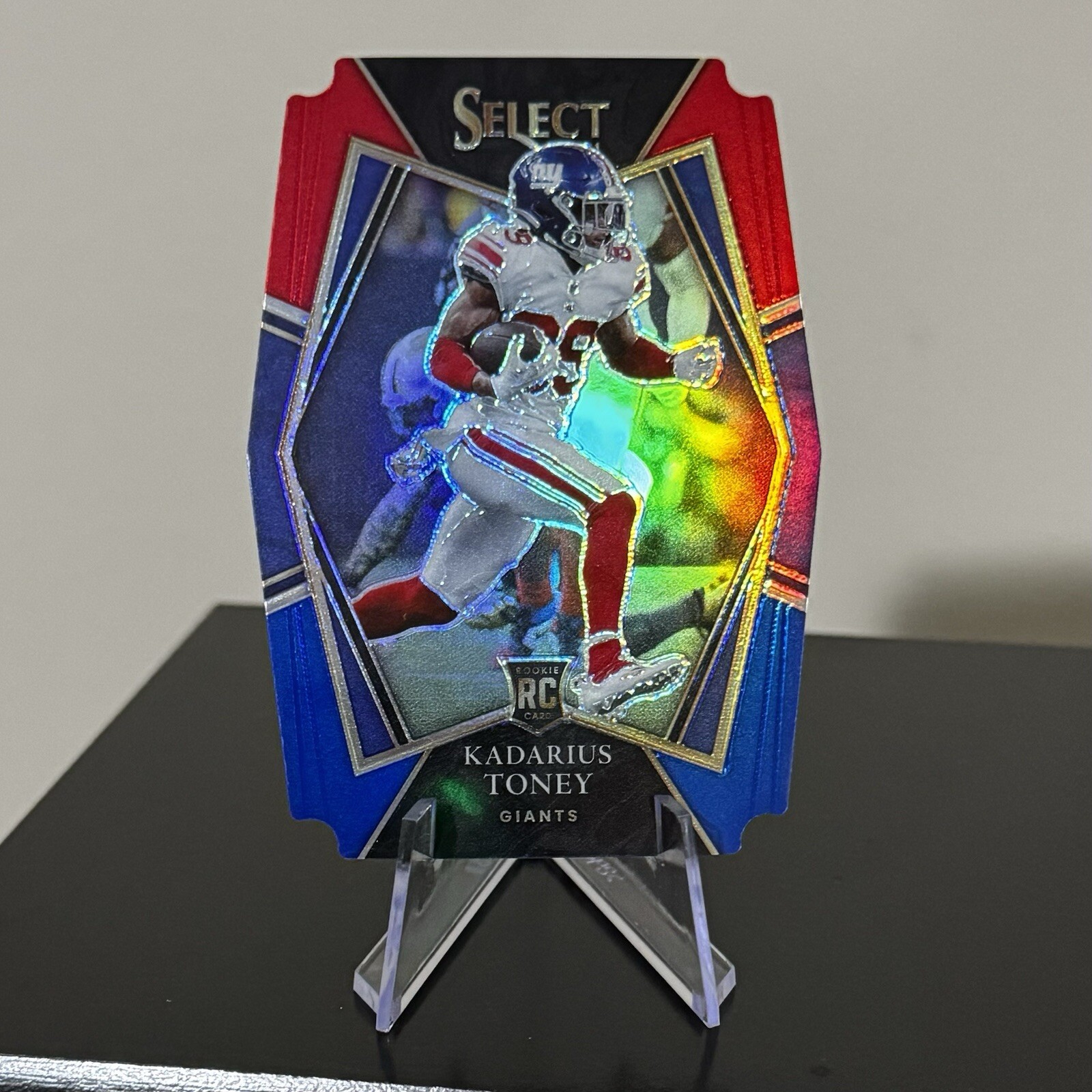 2021 Panini Select #152 Kadarius Toney Red & Blue Prizm Die-Cut RC