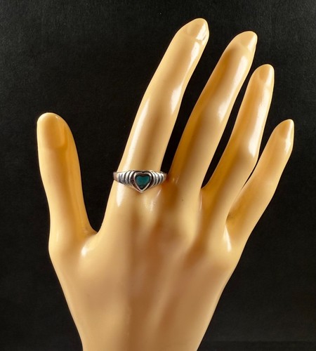Turquoise Ring Love Heart Signet Style Ladies 925 Sterling Silver 2g - Picture 2 of 10