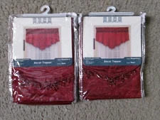 Two Home Essentials Red Beaded Ascot Toppers