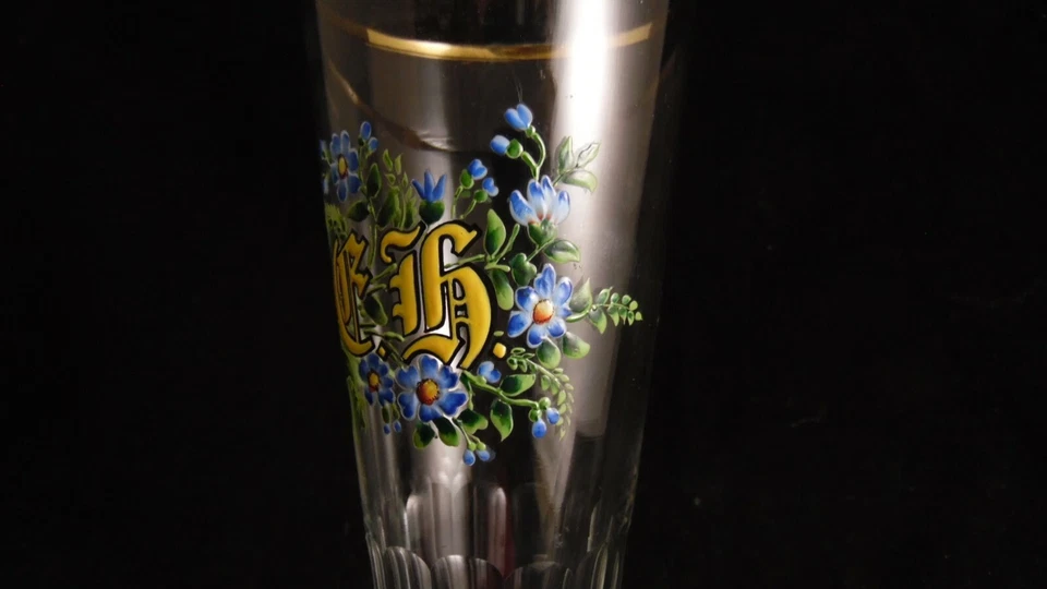 Chope à bière pied boule taillé côtes plates à décor emaillé, monogrammé CH - Photo 3/4