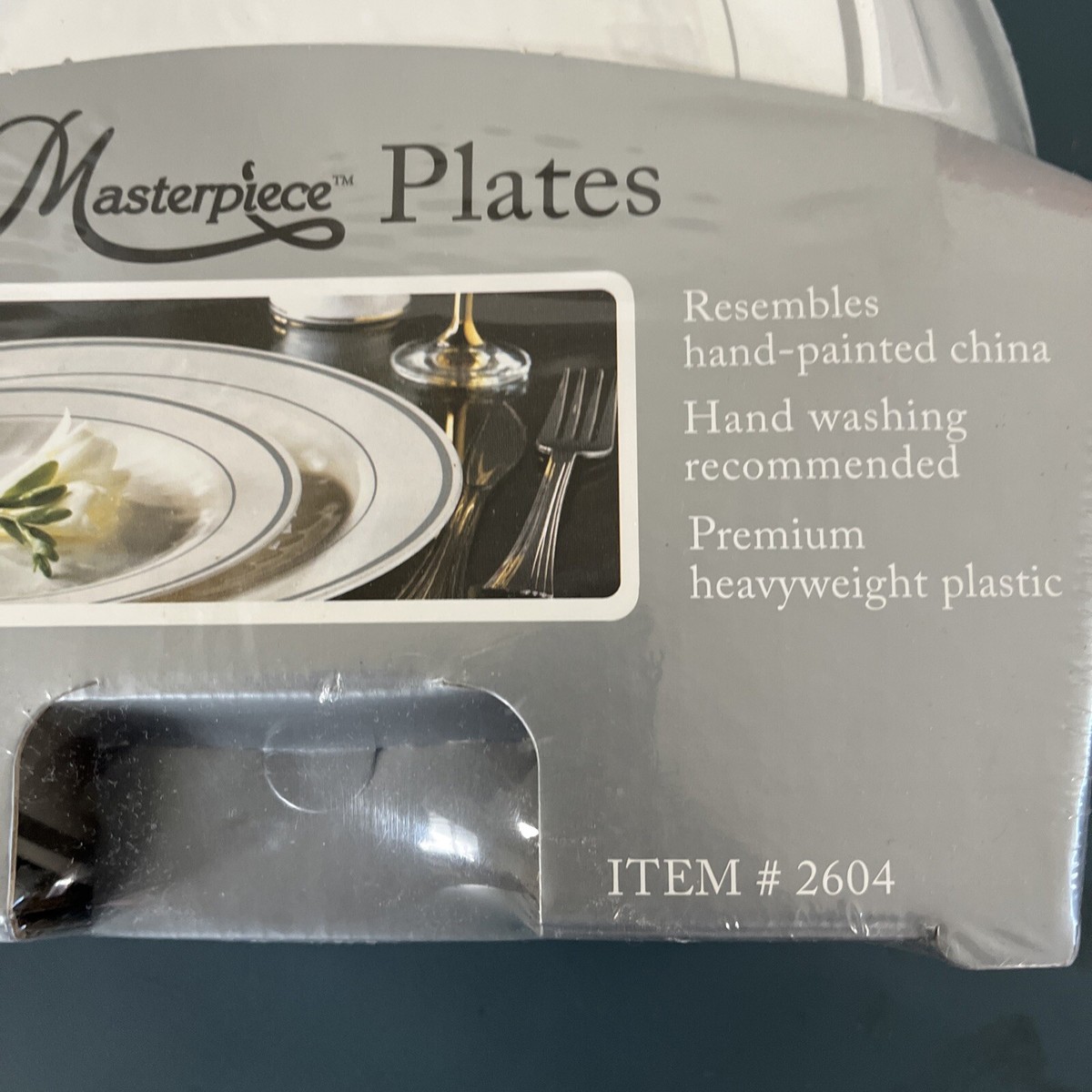 (50 PLATES) MASTERPIECE WHITE PLASTIC NEW FOR PARTY