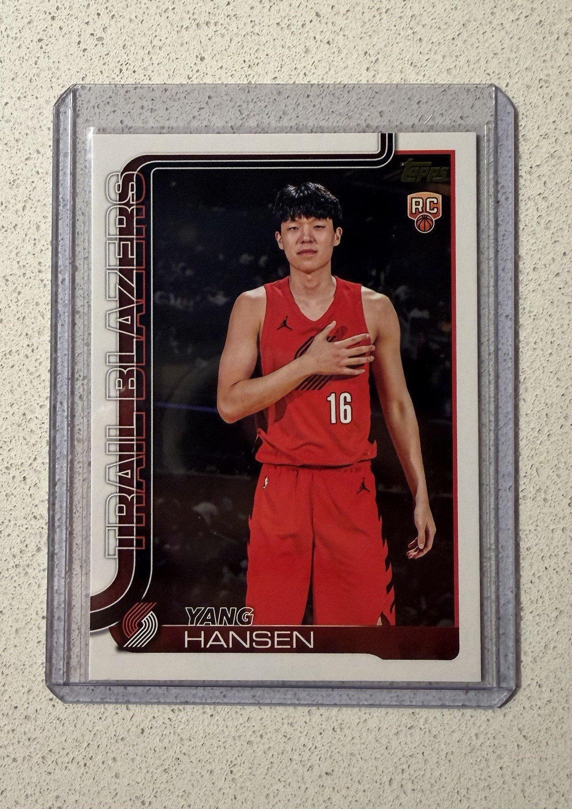 Topps 2025-26 Yang Hansen Golden Mirror Variation SSP RC Rookie #216