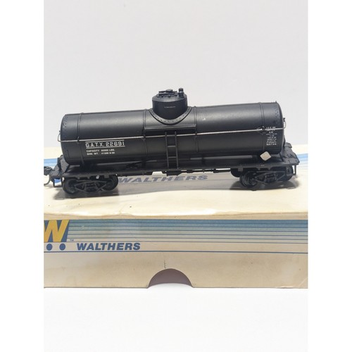 Coche cisterna Walthers vintage escala HO GATX 22691 cúpula única negro 9325007 | Condition: Used