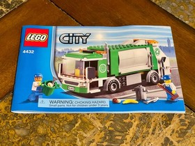 LEGO CITY 4432 GARBAGE TRUCK RARE!