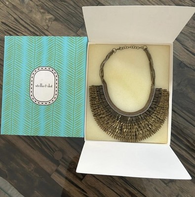 Schöne Stella Dot Halskette