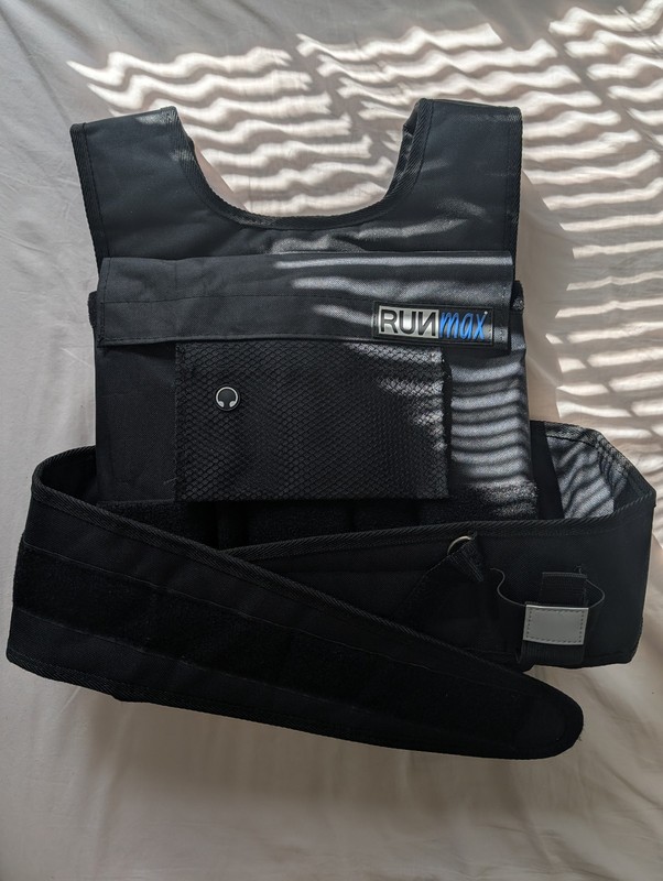 RUNMax Adjustable Weighted Vest Wtih Shoulder Pads - Vest only no weights