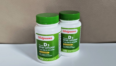 Walgreens Vitamin D3 25 mcg (1,000 IU), 100 Softgels x 2 bottles  - EXP: 12/2028