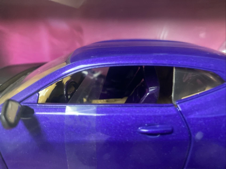 Chevrolet Camaro ZL1 1LE/W PPJ interior y llantas mejoradas Jada Toys 2024 Foto 2 de 4